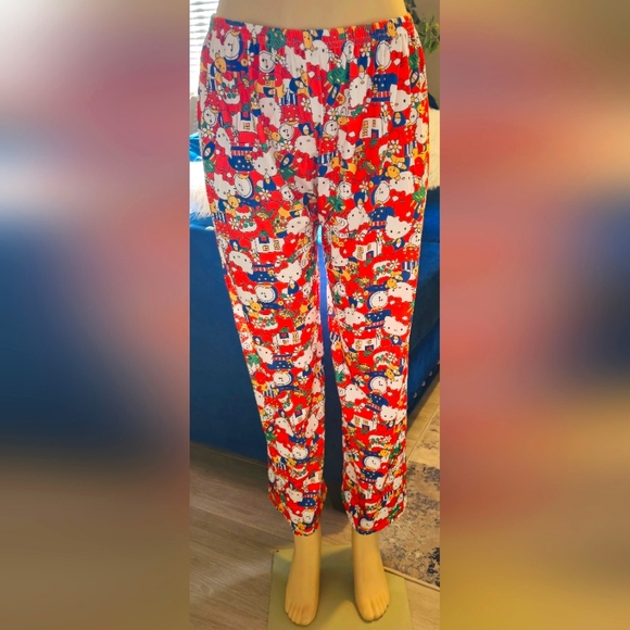 4 Hello Kitty Women & Teens Pajama Pants - Picture 6 of 11